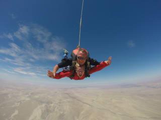 Tandem Sky Diving über der Namib Wüste thumbnail