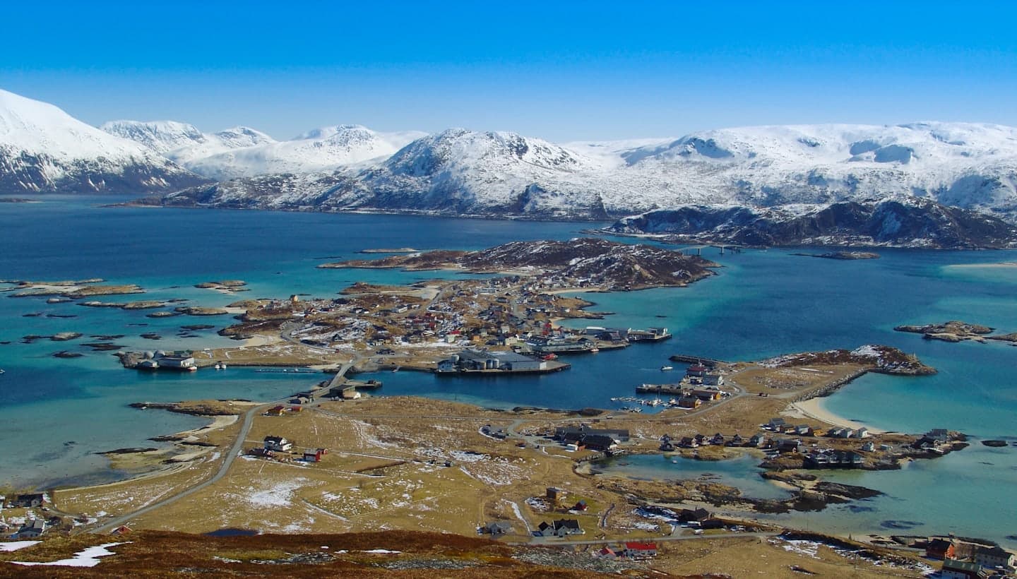 Tour vorbei an Fjorden & Inseln nach Sommarøy thumbnail